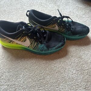Size 11 - Nike Flyknit Max Black Blue Neon Yellow White Suede (620469-001)